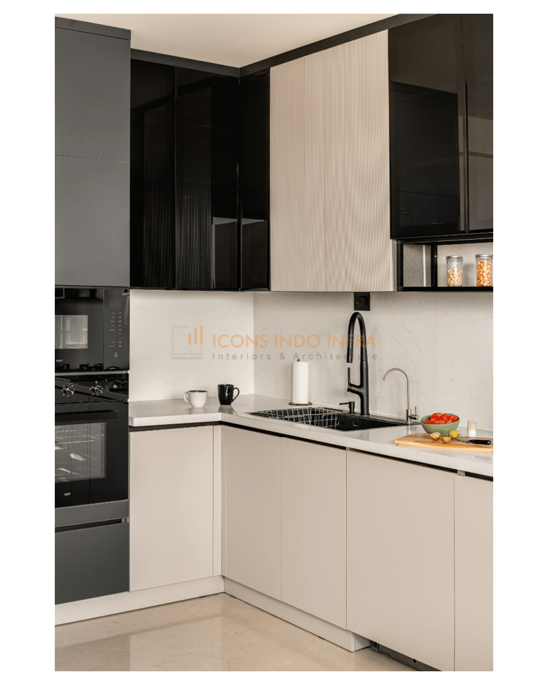 Corner kitchen with high-gloss black uppers, tall built-in ovens and white marble backsplash, Hyderabad bachelor pad